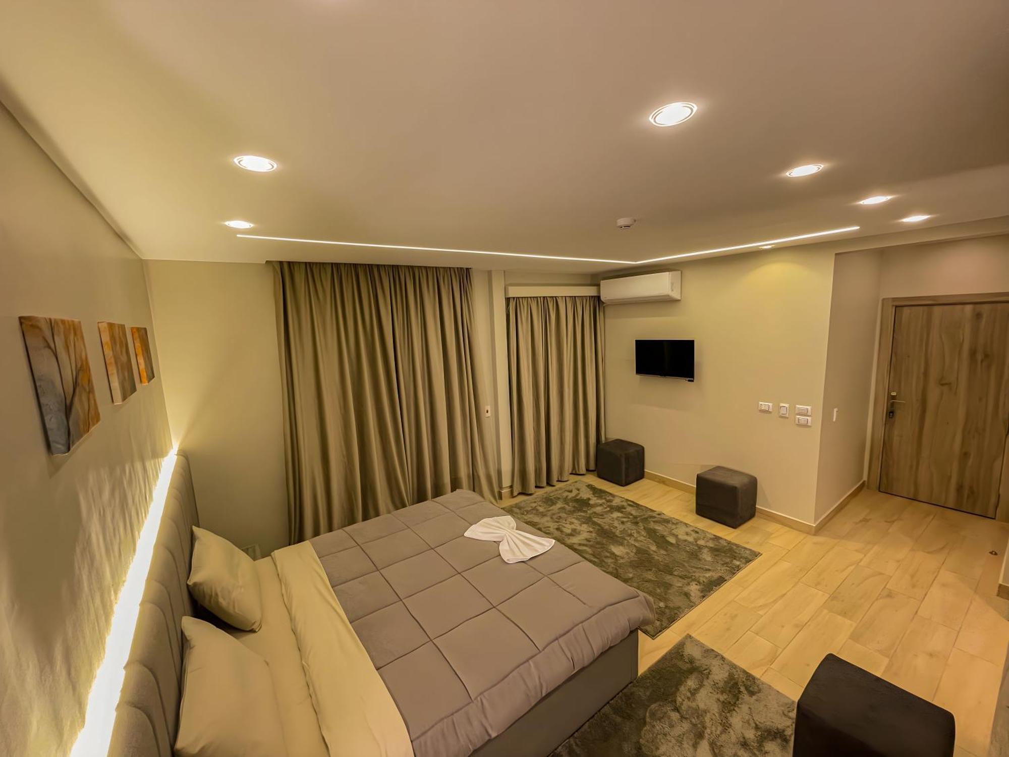 Holy Sheet Plus Cairo Exterior photo