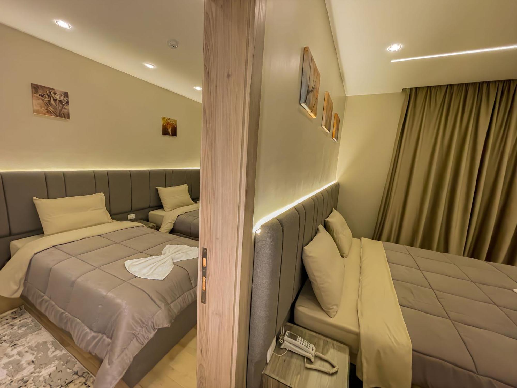 Holy Sheet Plus Cairo Exterior photo